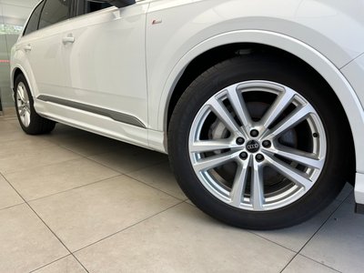 2024 AUDI Q7 — миниатюра 10
