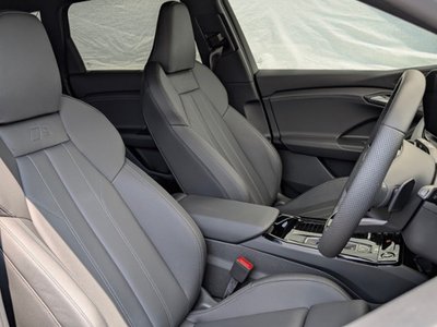 2025 AUDI Q6 E-TRON 照片 13