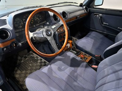 1983 Mercedes-BENZ E-CLASS 照片 14