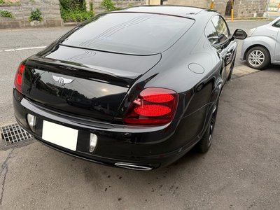 صورة 8 لـ 2011 Bentley CONTINENTAL