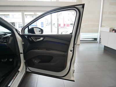صورة 78 لـ 2025 AUDI Q4 SPORTBACK E-TRON