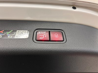 2025 Mercedes-BENZ GLC AMG 缩略图 50