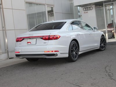2025 AUDI A8 photo 6