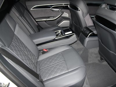 2025 AUDI A8 photo 13