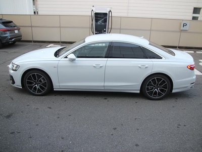 2025 AUDI A8 thumbnail 39