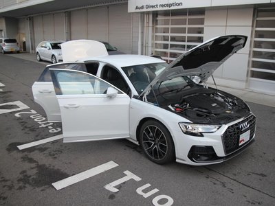 2025 AUDI A8 thumbnail 30