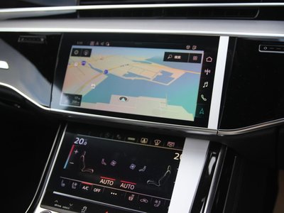 2025 AUDI A8 thumbnail 45