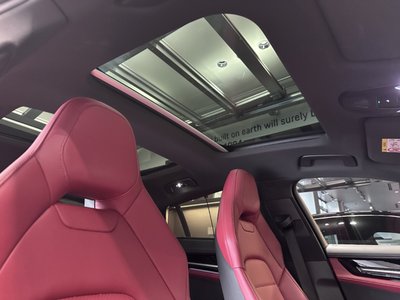 2024 Porsche PANAMERA photo 15