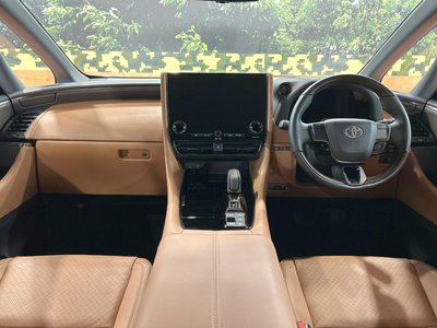 صورة 2 لـ 2025 Toyota VELLFIRE