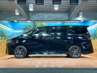 صورة 27 لـ 2025 Toyota VELLFIRE