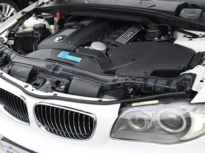 صورة 13 لـ 2007 BMW 1 SERIES