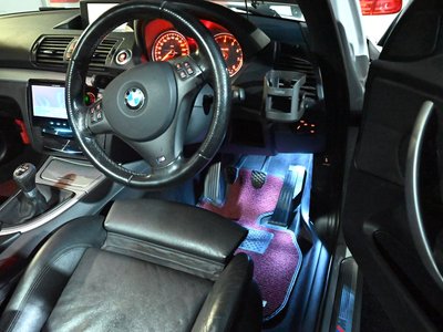 صورة 22 لـ 2007 BMW 1 SERIES