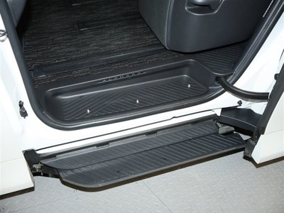 2023 Toyota ALPHARD — миниатюра 15