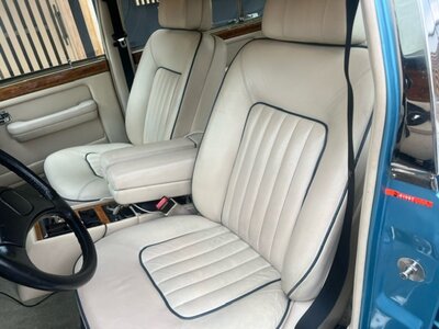 1991 ROLLS-ROYCE SILVER SPUR — фото 9