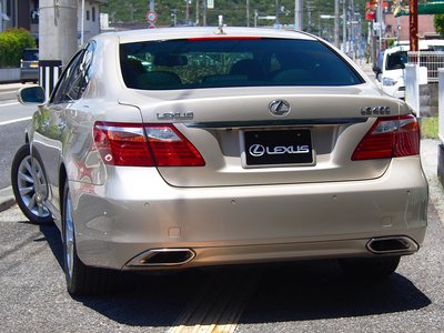 2011 Lexus LS — фото 16