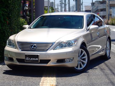 2011 Lexus LS — фото 14