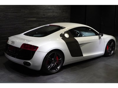 صورة 17 لـ 2009 AUDI R8
