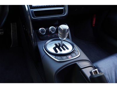 صورة 4 لـ 2009 AUDI R8