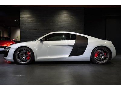 صورة 19 لـ 2009 AUDI R8