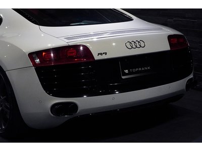 صورة 50 لـ 2009 AUDI R8