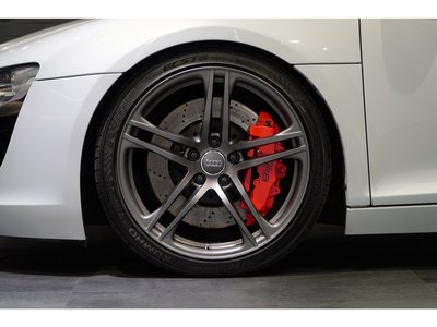 صورة 23 لـ 2009 AUDI R8