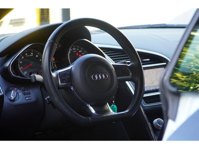 صورة 38 لـ 2009 AUDI R8