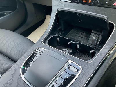 2021 Mercedes-BENZ GLC — миниатюра 33