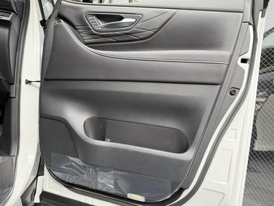 2026 Toyota ALPHARD 照片 18