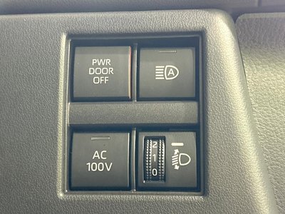 2025 Toyota ALPHARD 照片 30