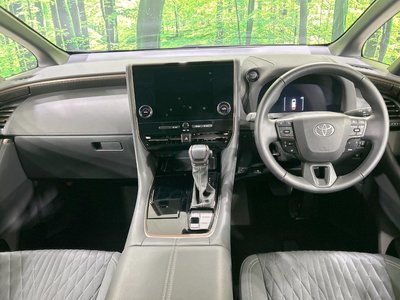2025 Toyota ALPHARD 照片 2