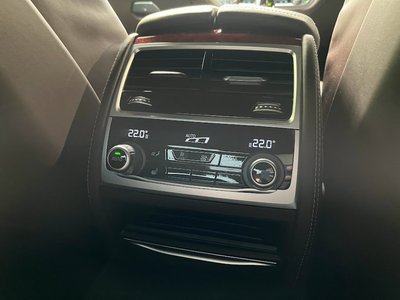2018 BMW Alpina B7 照片 27
