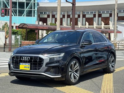 2019 AUDI Q8 — фото 1