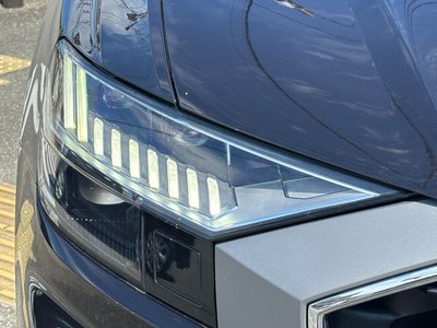 2019 AUDI Q8 — фото 9