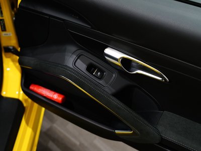 2022 Porsche 718 照片 41