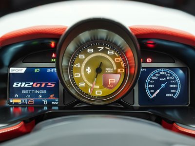 2021 Ferrari 812 GTS 照片 14