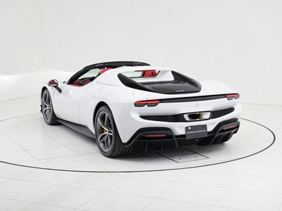 صورة 14 لـ 2024 Ferrari 296 GTS