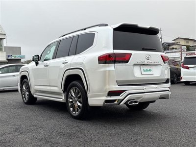 2025 Toyota LAND CRUISER 300 thumbnail 35