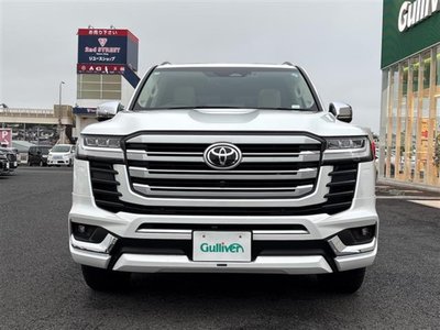 2025 Toyota LAND CRUISER 300 thumbnail 32