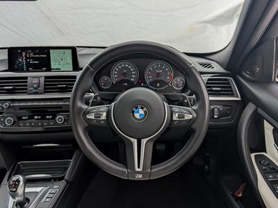 2015 BMW M3 SEDAN thumbnail 32