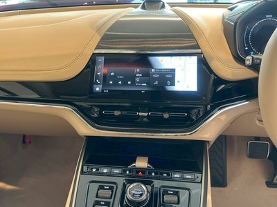 صورة مصغرة 22 لـ 2026 Aston Martin DBX