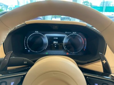 صورة مصغرة 25 لـ 2026 Aston Martin DBX
