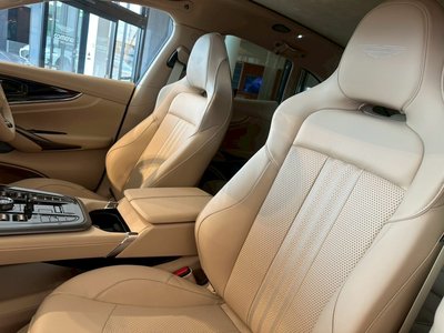 صورة مصغرة 37 لـ 2026 Aston Martin DBX