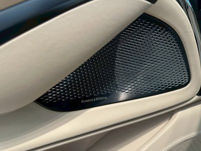 صورة مصغرة 40 لـ 2026 Aston Martin DBX