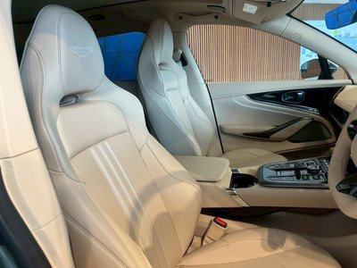 صورة مصغرة 36 لـ 2026 Aston Martin DBX