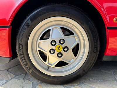 صورة 37 لـ 1989 Ferrari 328 GTS