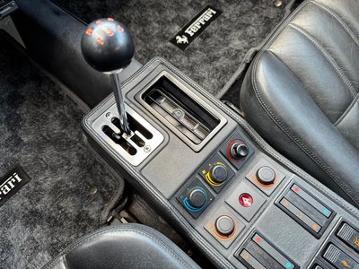 صورة 27 لـ 1989 Ferrari 328 GTS