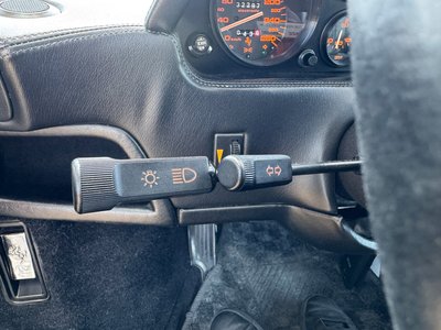 صورة 18 لـ 1989 Ferrari 328 GTS
