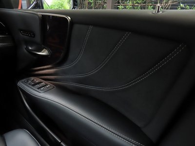 صورة مصغرة 61 لـ 2025 Lexus LS