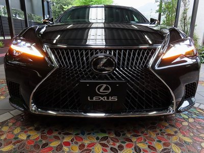 صورة مصغرة 10 لـ 2025 Lexus LS