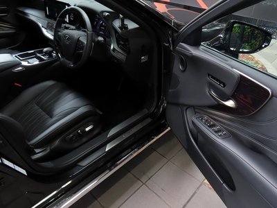 صورة مصغرة 55 لـ 2025 Lexus LS